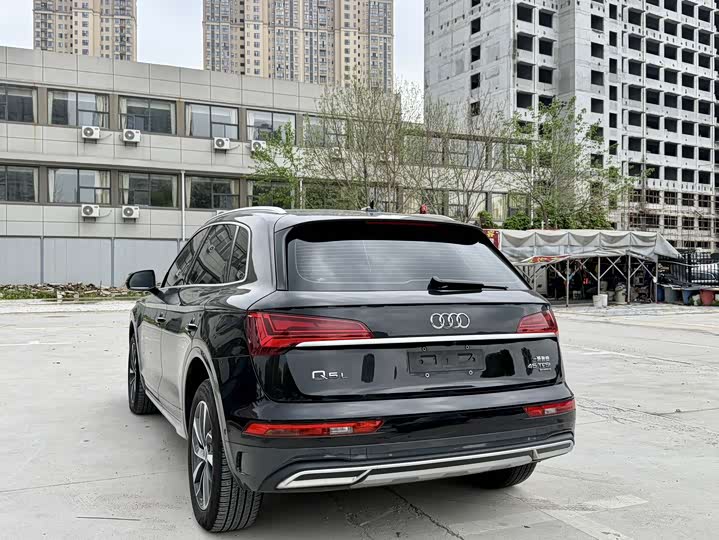 Audi Q5L, 2025 — фото 9 из 9