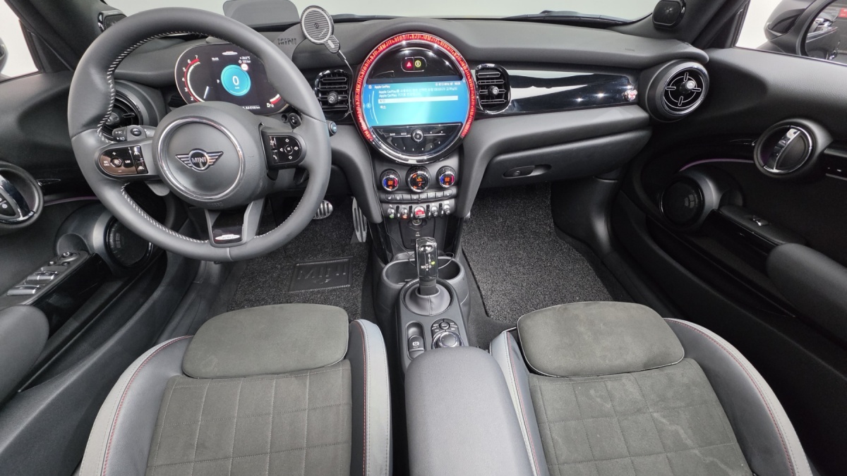 Mini Cooper Convertible, 2022 — фото 6 из 12