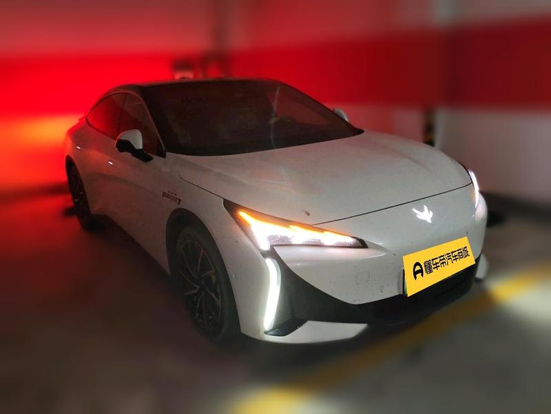 BAIC Arcfox Alpha S5, 2024 — фото 3 из 12