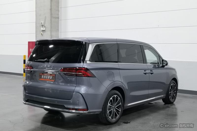 Roewe iMax 8, 2024 — фото 4 из 12