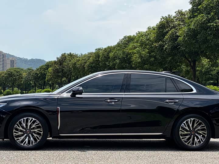 Hongqi H5, 2025 — фото 7 из 9