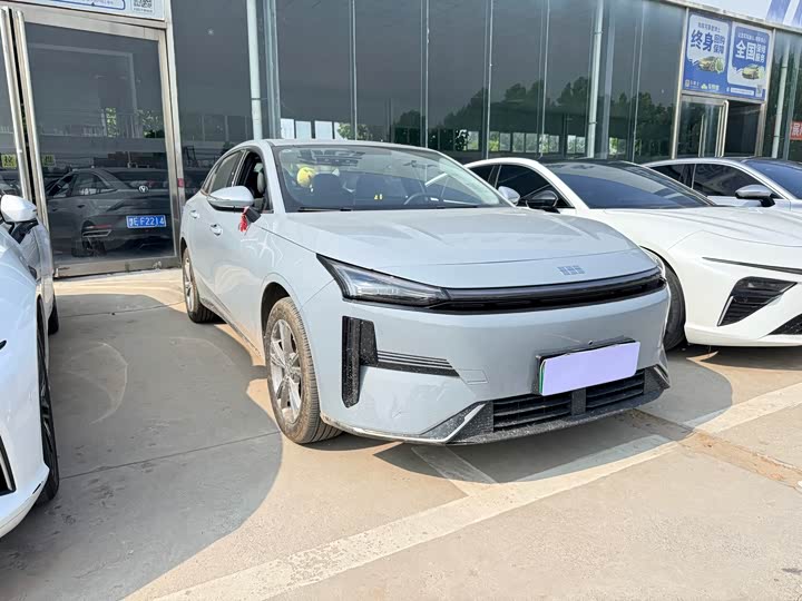 Geely Galaxy L6, 2025 — фото 3 из 7