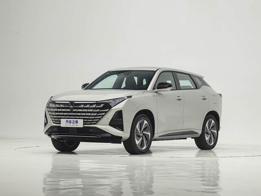 Changan UNI-Z Hybrid, 2026 — купить в Рязани под ключ