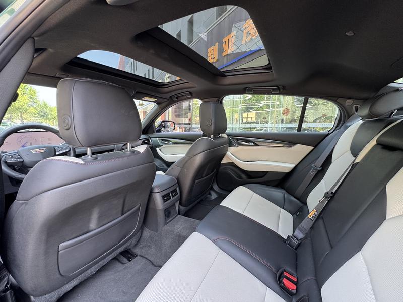 Cadillac CT5, 2025 — фото 11 из 12