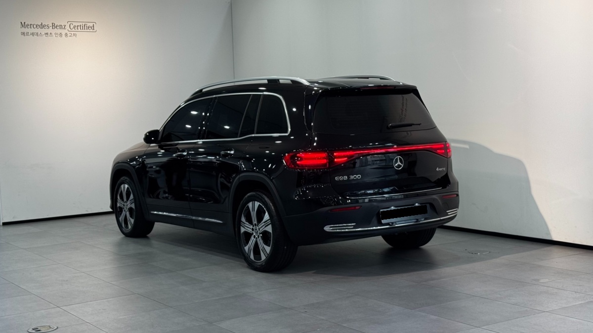 Mercedes-Benz EQB, 2025 — фото 2 из 12