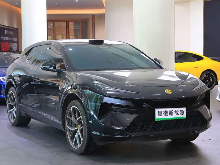 Lotus Eletre, 2022 — фото 3 из 9