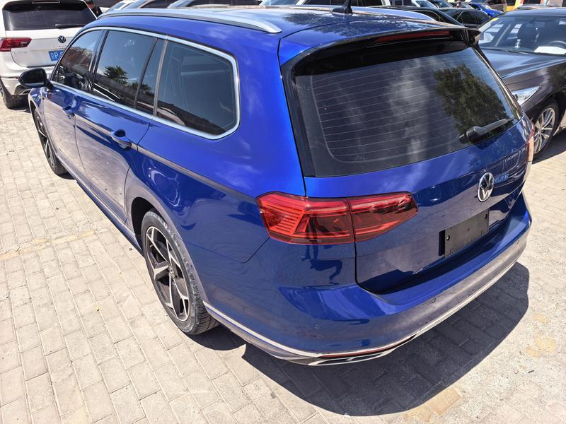Volkswagen Passat Variant, 2023 — фото 3 из 12