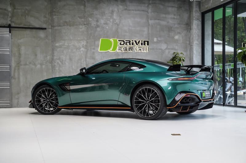Aston Martin V8 Vantage, 2022 — фото 3 из 9