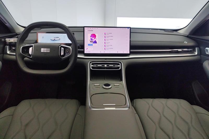 Geely Galaxy A7, 2025 — фото 9 из 12