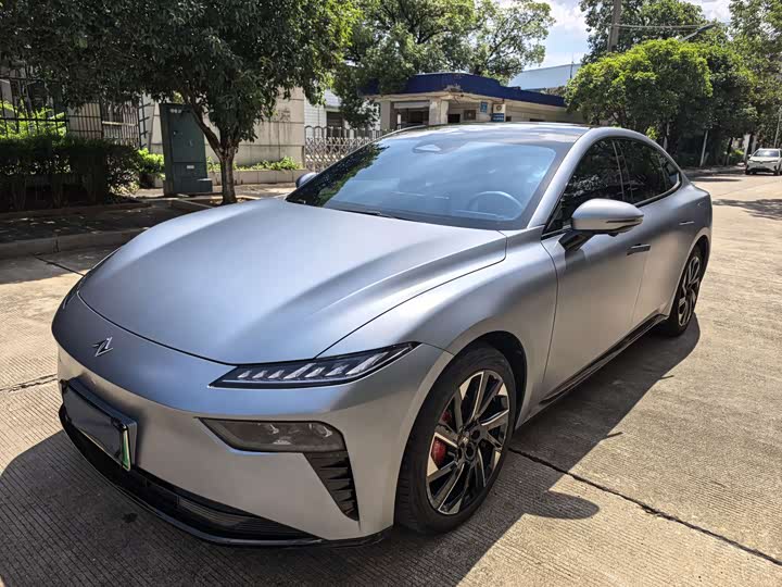 Dongfeng Yipai eπ 007, 2023 — купить в Москве под ключ