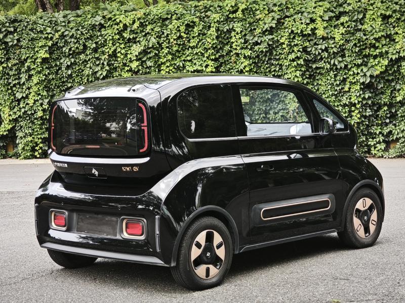 Baojun KiWi EV, 2022 — фото 5 из 7