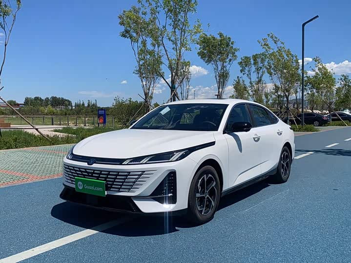 Changan Eado Plus, 2025 — купить в Смоленске под ключ