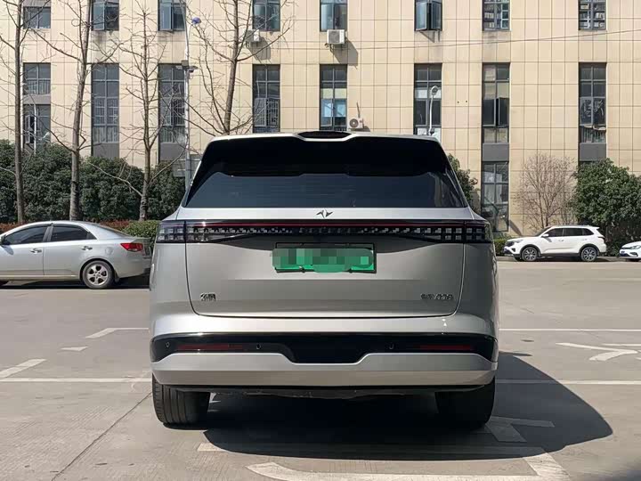 Dongfeng Yipai eπ 008, 2024 — фото 8 из 9