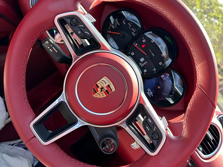 Porsche 718, 2024 — фото 8 из 9
