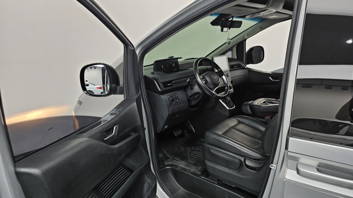 Hyundai Staria, 2022 — фото 9 из 12