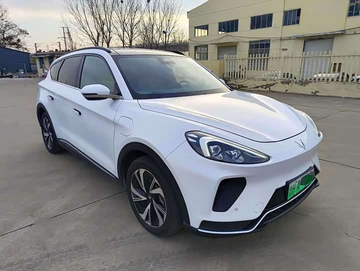 BAIC Arcfox Alpha T, 2023 — фото 3 из 9