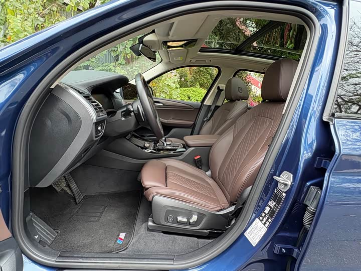 BMW X3, 2022 — фото 9 из 9