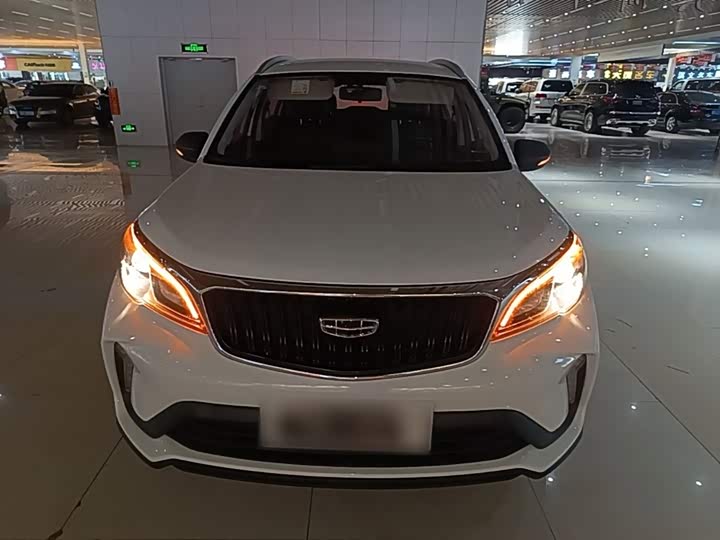 Geely Vision X3, 2021 — фото 3 из 9