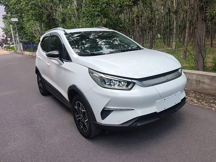BYD Yuan Pro, 2022 — фото 4 из 9