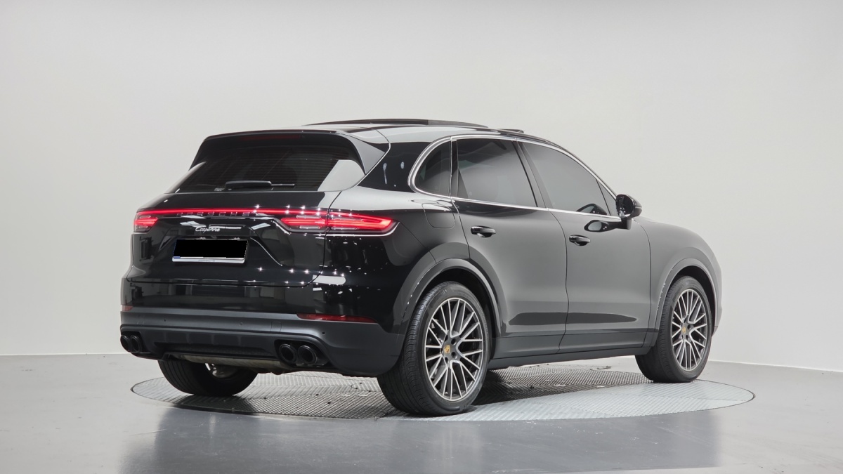 Porsche Cayenne, 2022 — фото 2 из 12