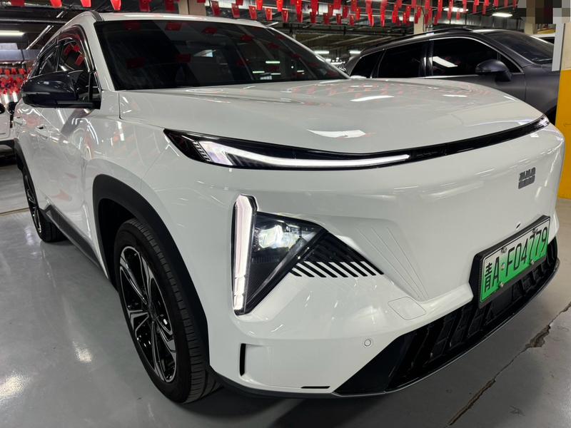 Geely Galaxy L7, 2023 — фото 3 из 12