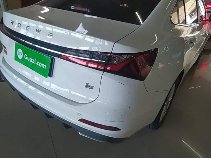 Roewe i5, 2025 — фото 8 из 9