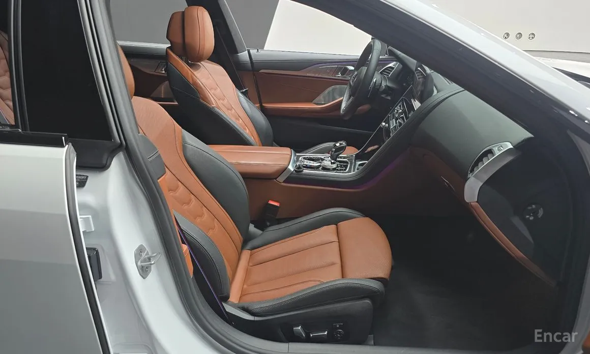 BMW 8 Series, 2025 — фото 10 из 12