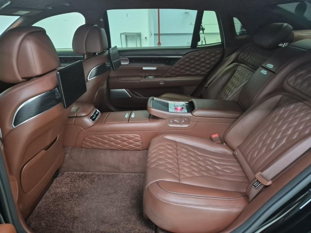 Genesis G90, 2022 — фото 11 из 12