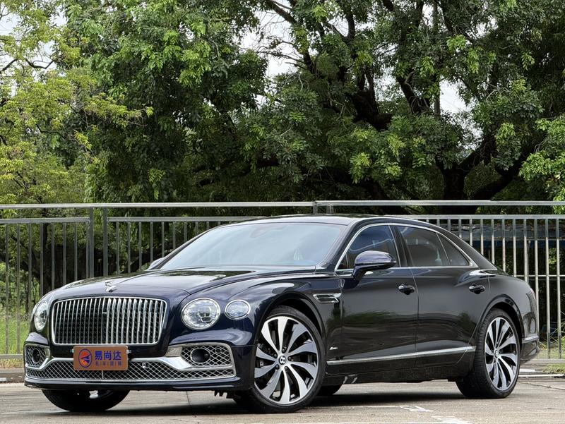 Bentley Flying Spur, 2023 — купить в Воронеже под ключ