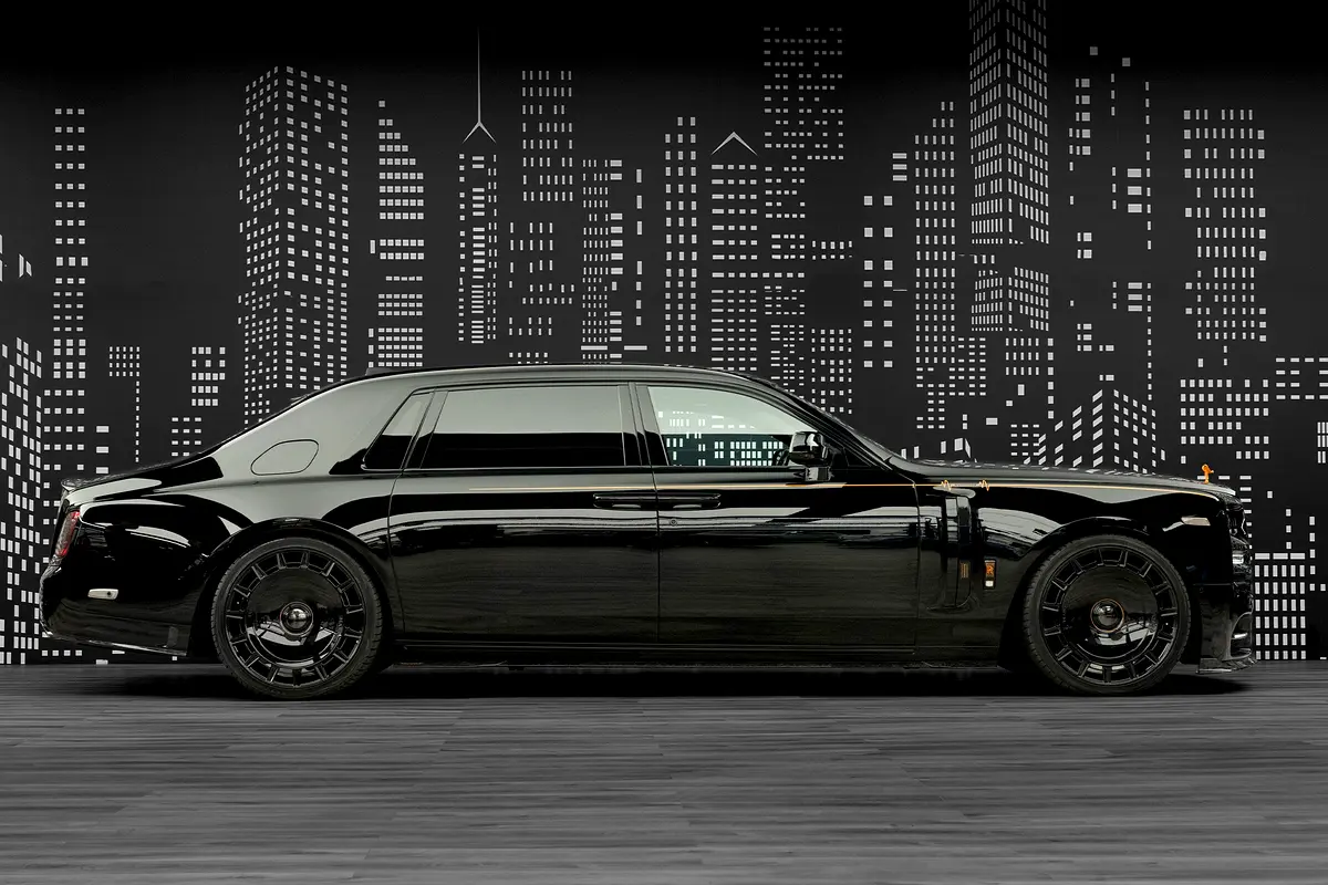 Rolls-Royce Phantom, 2023 — фото 9 из 10