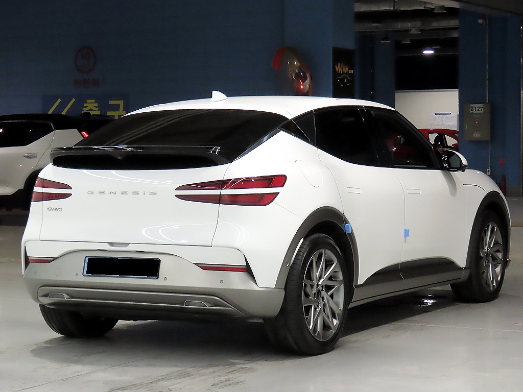 Genesis GV60, 2022 — фото 4 из 12