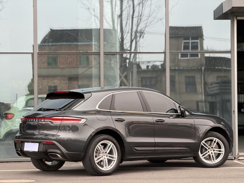 Porsche Macan, 2023 — фото 4 из 12