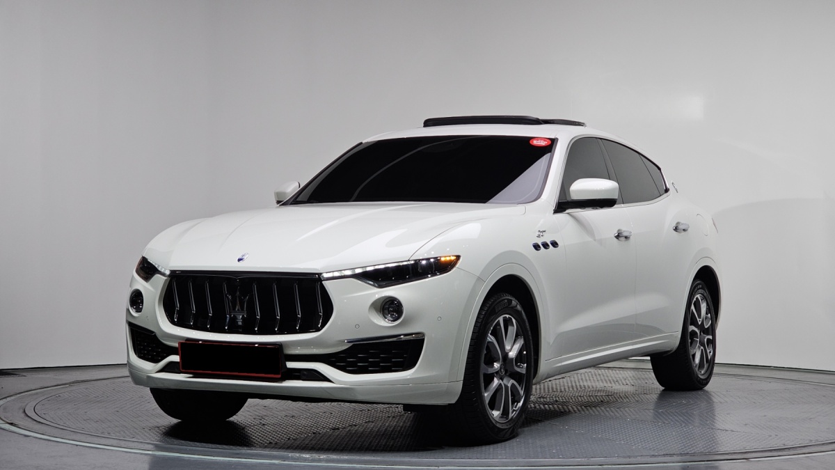 Maserati Levante, 2022 — купить в Кирове под ключ
