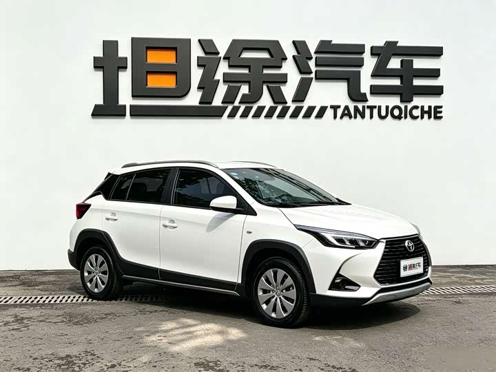 Toyota Yaris L Hatchback, 2022 — фото 3 из 9