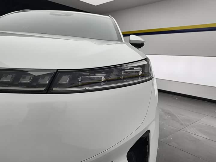 Dongfeng Yipai eπ 008, 2025 — фото 5 из 9