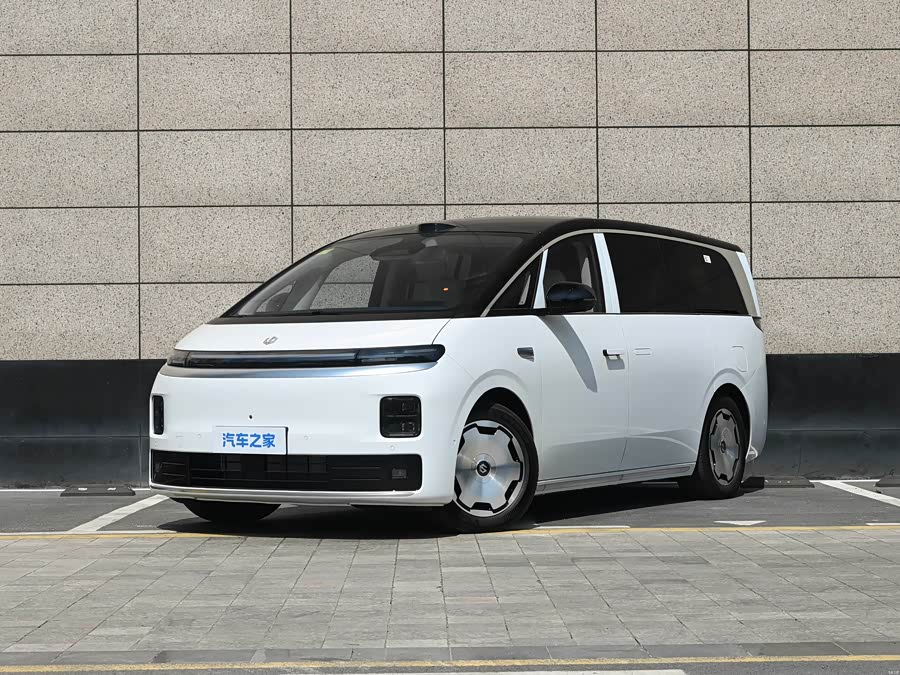 Leapmotor D99, 2026 — купить в Туле под ключ