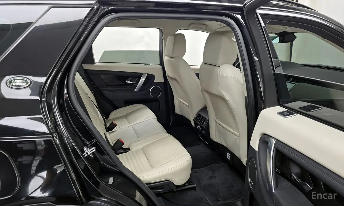 Land Rover Discovery Sport, 2022 — фото 12 из 12
