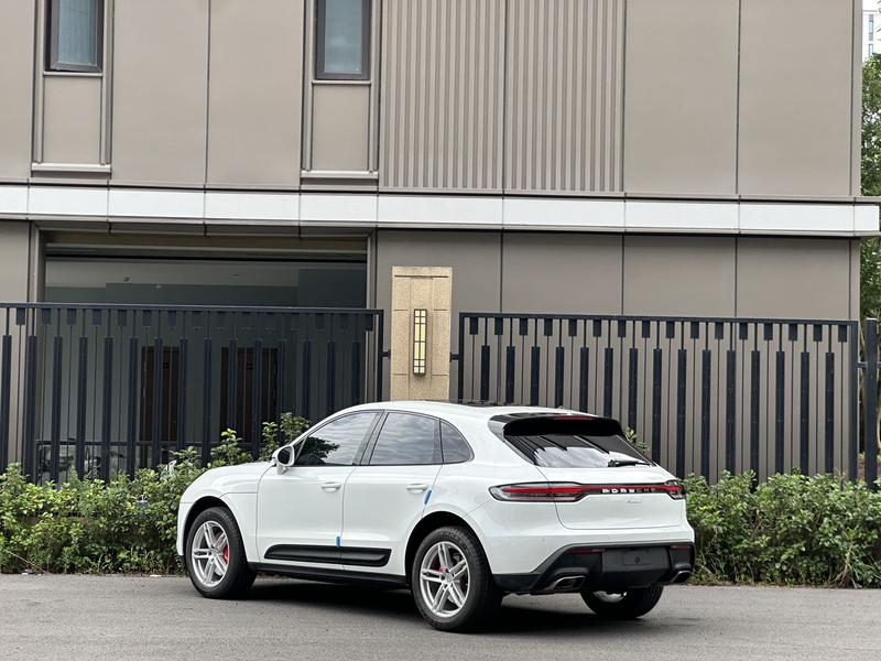 Porsche Macan, 2022 — фото 3 из 8