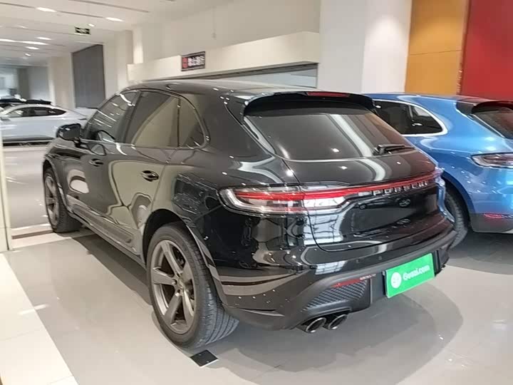 Porsche Macan, 2022 — фото 5 из 9