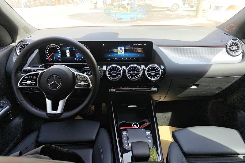 Mercedes-Benz GLA-Class, 2023 — фото 8 из 12