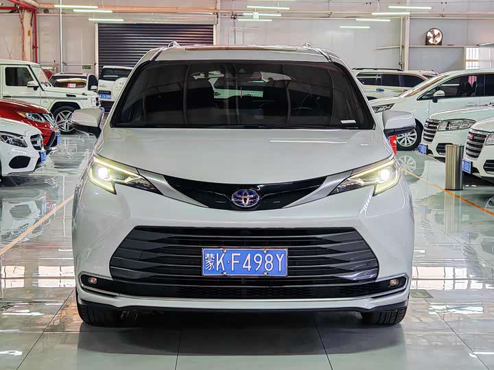 Toyota Sienna, 2022 — купить в Калуге под ключ