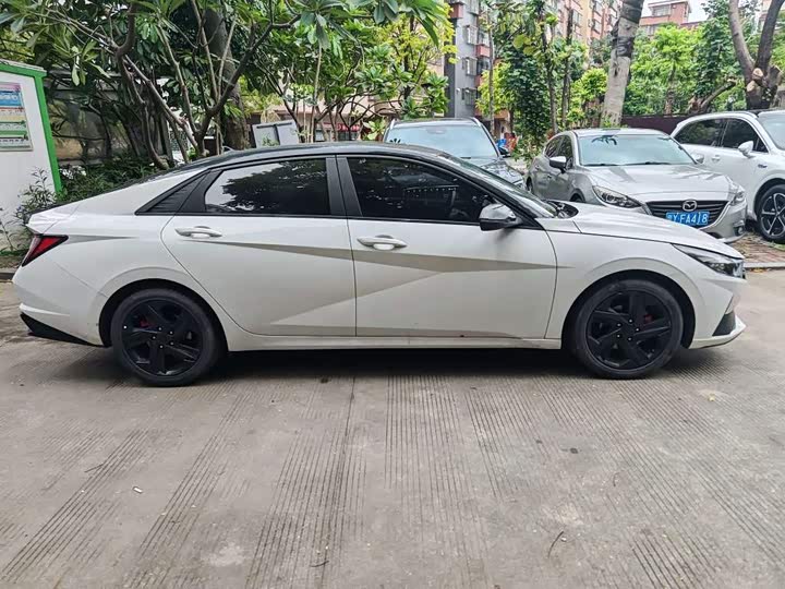 Hyundai Elantra N line, 2022 — фото 3 из 9