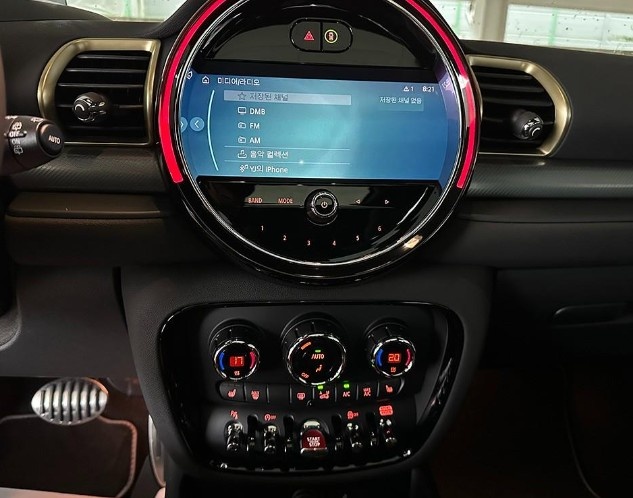 Mini Clubman, 2023 — фото 8 из 12