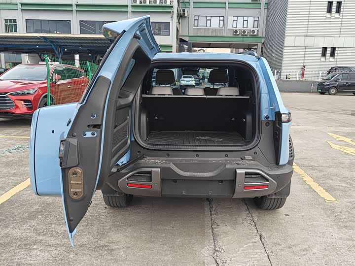 BYD FangChengBao Titanium 3 (Tai 3), 2026 — фото 9 из 9