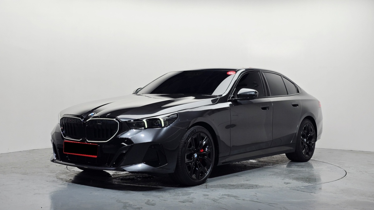 BMW 5 Series, 2025 — купить в Воронеже под ключ