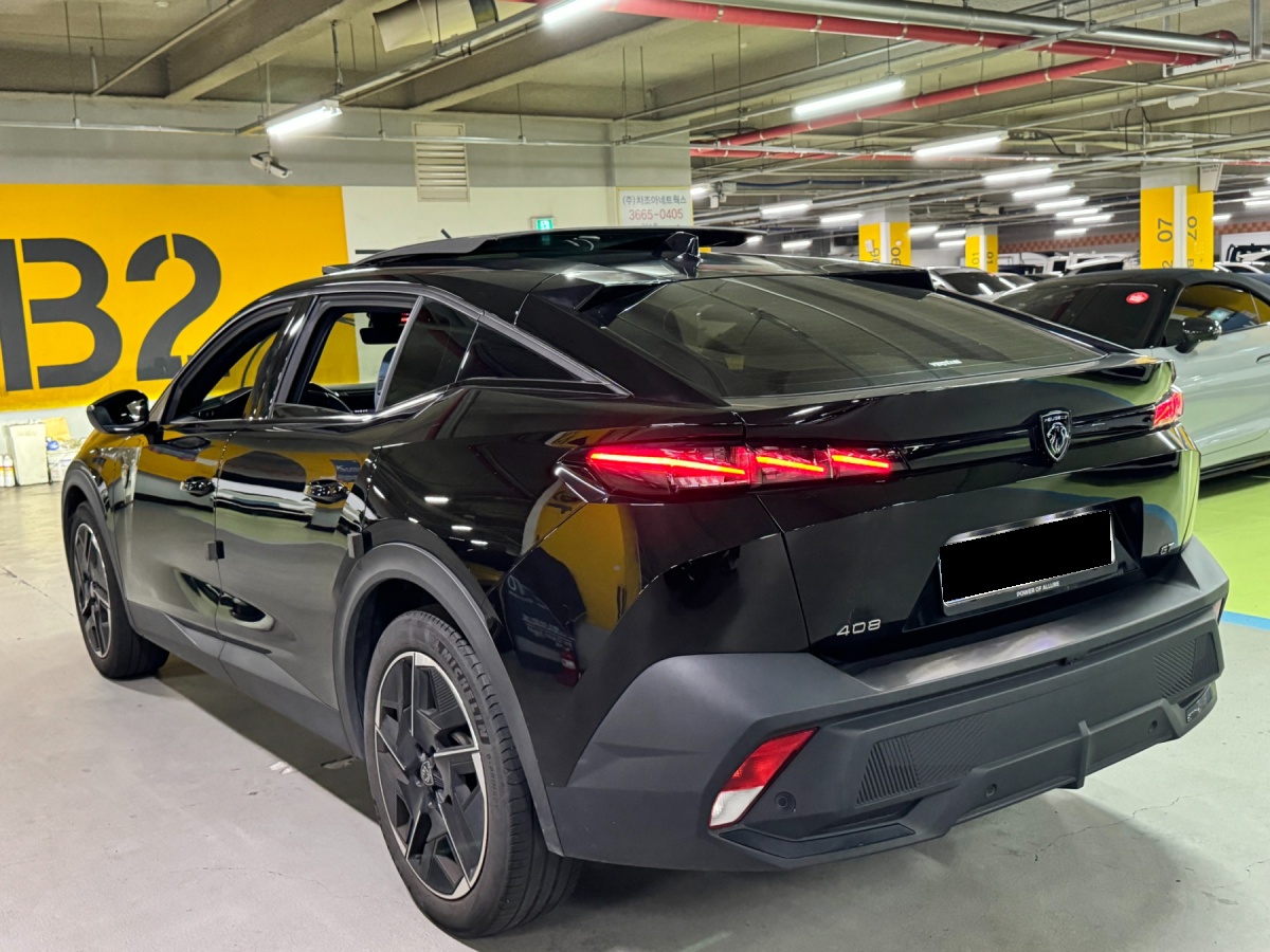 Peugeot 408, 2023 — фото 3 из 12