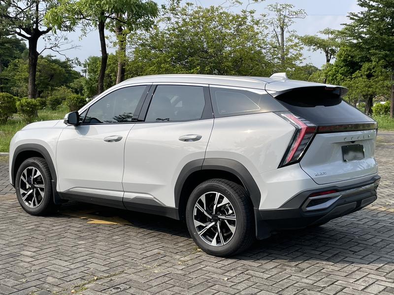 Geely Atlas L, 2025 — фото 5 из 12
