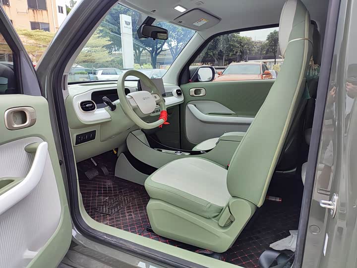 Geely Galaxy Panda Mini, 2025 — фото 4 из 9