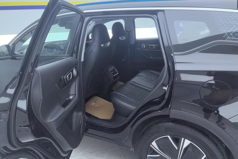 Chery Tiggo 7 Plus Hybrid, 2023 — фото 11 из 12