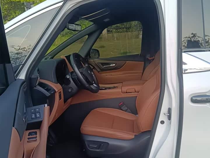 Toyota Vellfire, 2025 — фото 5 из 7